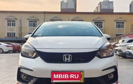 Honda Fit, 2022 год, 990 004 рублей, 2 фотография