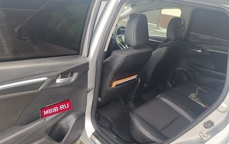 Honda Fit III, 2014 год, 700 000 рублей, 3 фотография
