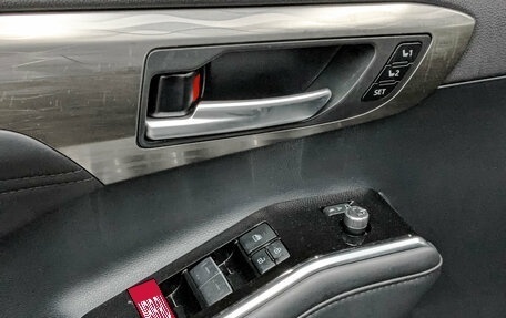 Toyota Highlander, 2024 год, 5 100 000 рублей, 25 фотография