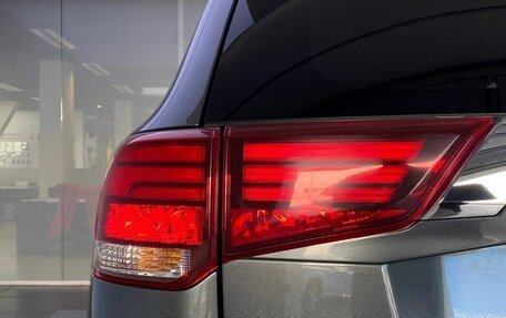 Mitsubishi Outlander III рестайлинг 3, 2018 год, 1 980 000 рублей, 12 фотография