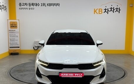 KIA K5, 2022 год, 2 400 000 рублей, 2 фотография