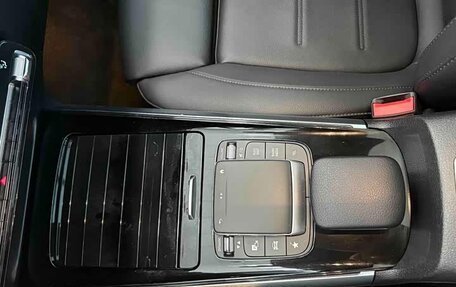 Mercedes-Benz GLA, 2022 год, 2 500 000 рублей, 17 фотография