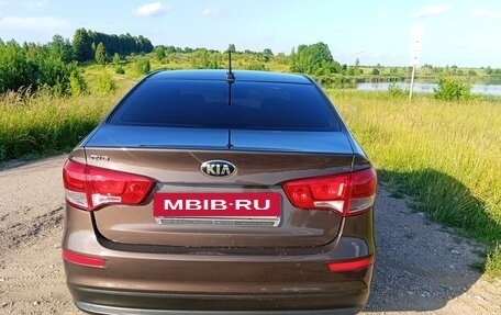 KIA Rio III рестайлинг, 2017 год, 1 385 000 рублей, 6 фотография
