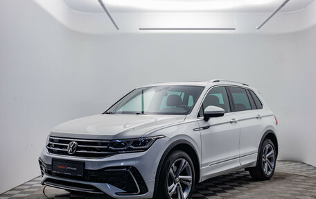 Volkswagen Tiguan II, 2021 год, 4 290 000 рублей, 1 фотография