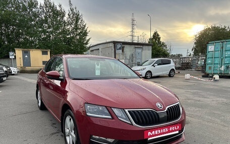 Skoda Octavia, 2018 год, 1 799 000 рублей, 3 фотография