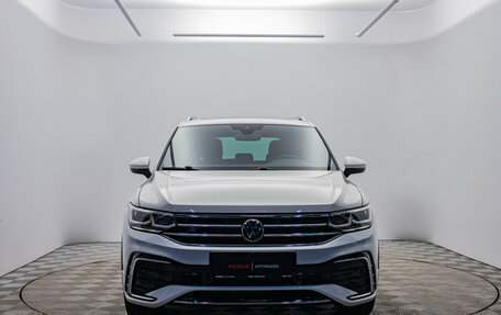 Volkswagen Tiguan II, 2021 год, 4 290 000 рублей, 2 фотография