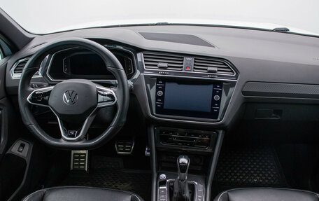 Volkswagen Tiguan II, 2021 год, 4 290 000 рублей, 14 фотография