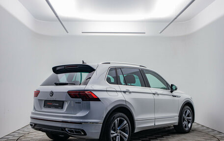 Volkswagen Tiguan II, 2021 год, 4 290 000 рублей, 5 фотография