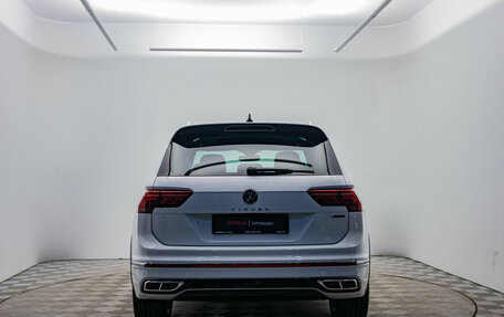 Volkswagen Tiguan II, 2021 год, 4 290 000 рублей, 7 фотография