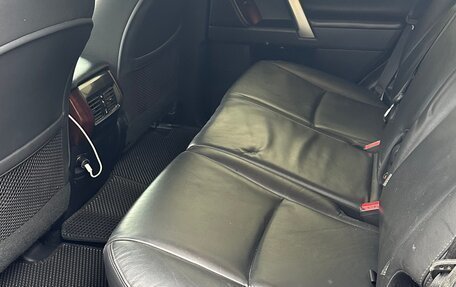 Toyota Land Cruiser Prado 150 рестайлинг 2, 2014 год, 3 490 000 рублей, 10 фотография