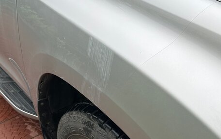 Toyota Land Cruiser Prado 150 рестайлинг 2, 2014 год, 3 490 000 рублей, 22 фотография