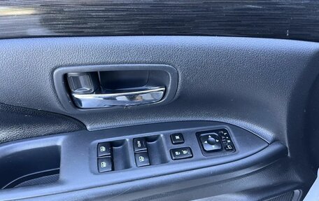 Mitsubishi Outlander III рестайлинг 3, 2017 год, 1 890 000 рублей, 14 фотография