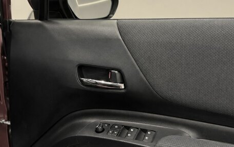 Toyota Sienta II, 2017 год, 1 295 000 рублей, 9 фотография