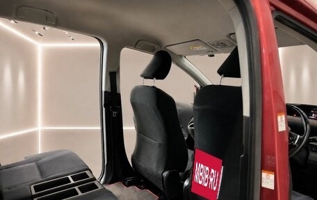 Toyota Sienta II, 2017 год, 1 295 000 рублей, 13 фотография