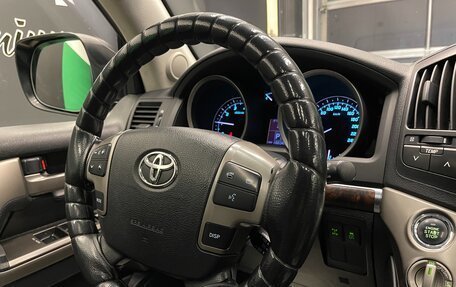 Toyota Land Cruiser 200, 2008 год, 3 200 000 рублей, 24 фотография