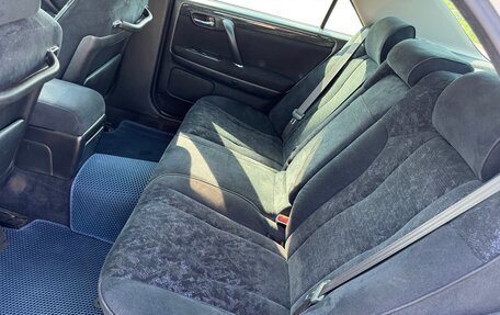 Toyota Crown, 2002 год, 450 000 рублей, 37 фотография