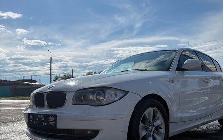 BMW 1 серия, 2011 год, 620 000 рублей, 2 фотография