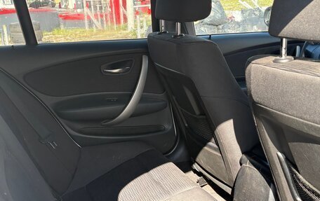 BMW 1 серия, 2011 год, 620 000 рублей, 13 фотография