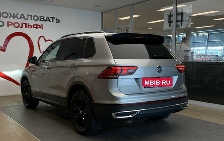 Volkswagen Tiguan II, 2021 год, 2 870 000 рублей, 7 фотография