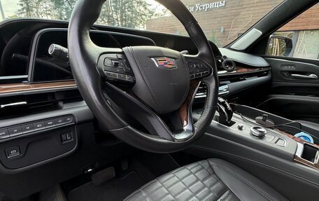 Cadillac Escalade V, 2023 год, 11 750 000 рублей, 17 фотография