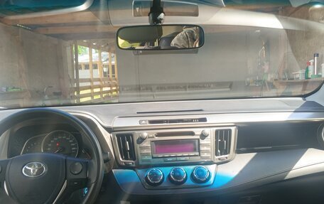 Toyota RAV4, 2014 год, 1 950 000 рублей, 7 фотография