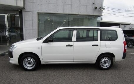 Toyota Probox I, 2022 год, 730 100 рублей, 3 фотография