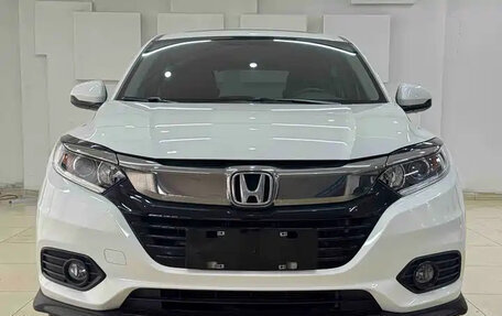 Honda Vezel, 2021 год, 1 242 000 рублей, 2 фотография