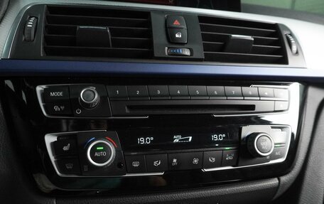 BMW 3 серия, 2015 год, 2 069 000 рублей, 14 фотография