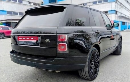 Land Rover Range Rover IV рестайлинг, 2021 год, 7 600 000 рублей, 2 фотография