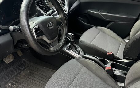 Hyundai Solaris II рестайлинг, 2017 год, 590 000 рублей, 8 фотография