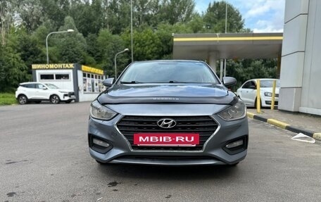 Hyundai Solaris II рестайлинг, 2017 год, 590 000 рублей, 3 фотография
