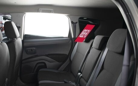 Mitsubishi Outlander III рестайлинг 3, 2012 год, 1 290 000 рублей, 9 фотография