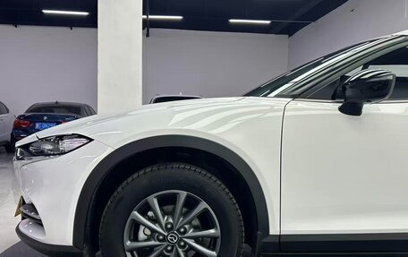 Mazda CX-4, 2022 год, 1 799 000 рублей, 8 фотография