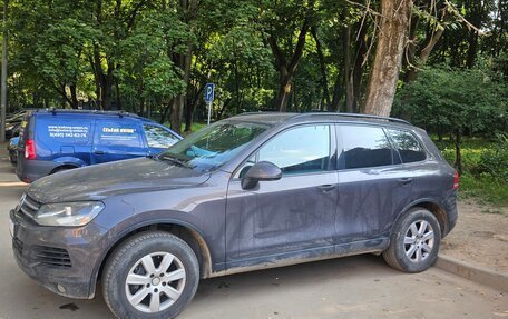 Volkswagen Touareg III, 2011 год, 1 340 000 рублей, 3 фотография