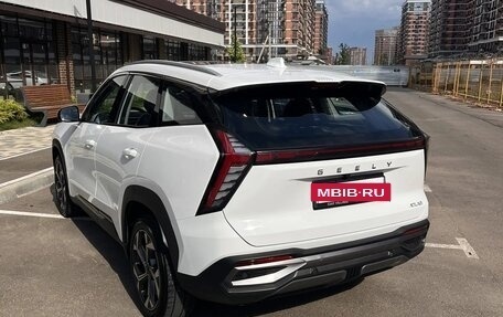 Geely Atlas, 2023 год, 2 700 000 рублей, 4 фотография