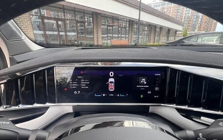 Geely Atlas, 2023 год, 2 700 000 рублей, 16 фотография