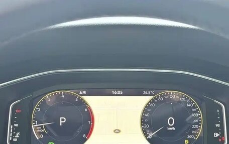 Volkswagen Tiguan II, 2022 год, 2 631 000 рублей, 14 фотография