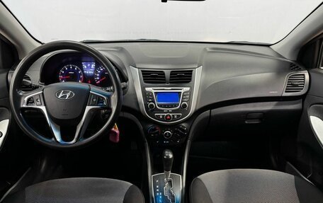 Hyundai Solaris II рестайлинг, 2011 год, 660 000 рублей, 10 фотография