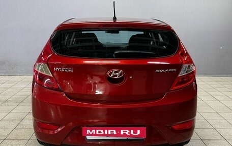 Hyundai Solaris II рестайлинг, 2011 год, 660 000 рублей, 6 фотография