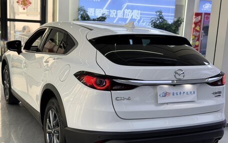Mazda CX-4, 2022 год, 1 835 000 рублей, 6 фотография