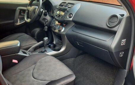 Toyota RAV4, 2011 год, 1 460 000 рублей, 14 фотография