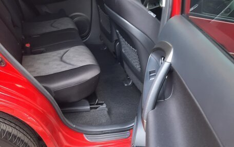 Toyota RAV4, 2011 год, 1 460 000 рублей, 23 фотография