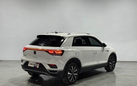 Volkswagen T-Roc I, 2023 год, 1 500 285 рублей, 4 фотография