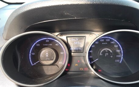 Hyundai ix35 I рестайлинг, 2011 год, 1 350 000 рублей, 3 фотография