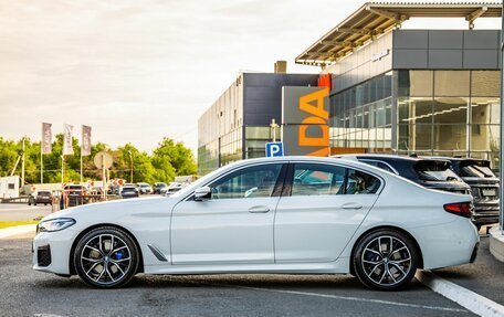 BMW 5 серия, 2022 год, 5 678 000 рублей, 4 фотография