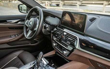 BMW 5 серия, 2022 год, 5 678 000 рублей, 19 фотография