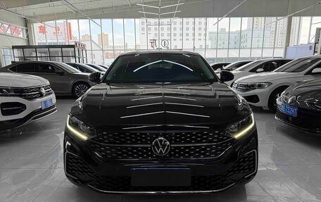 Volkswagen Passat B8 рестайлинг, 2022 год, 1 800 000 рублей, 2 фотография