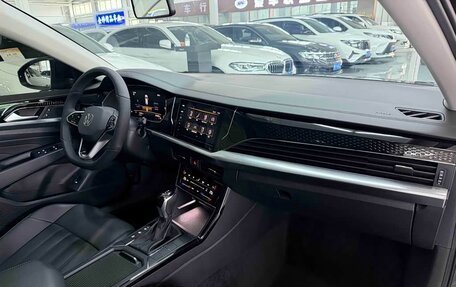 Volkswagen Passat B8 рестайлинг, 2022 год, 1 800 000 рублей, 13 фотография