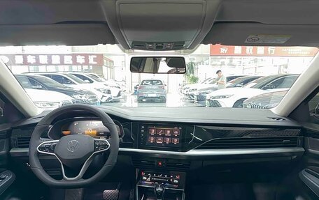 Volkswagen Passat B8 рестайлинг, 2022 год, 1 800 000 рублей, 10 фотография
