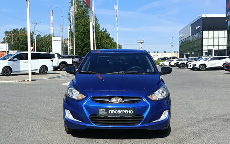 Hyundai Solaris II рестайлинг, 2012 год, 650 000 рублей, 2 фотография